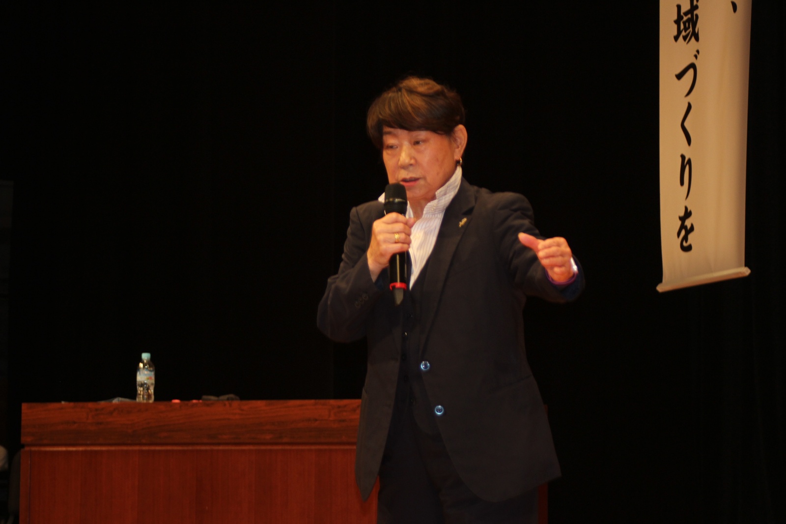 記念講演：久世由美子氏